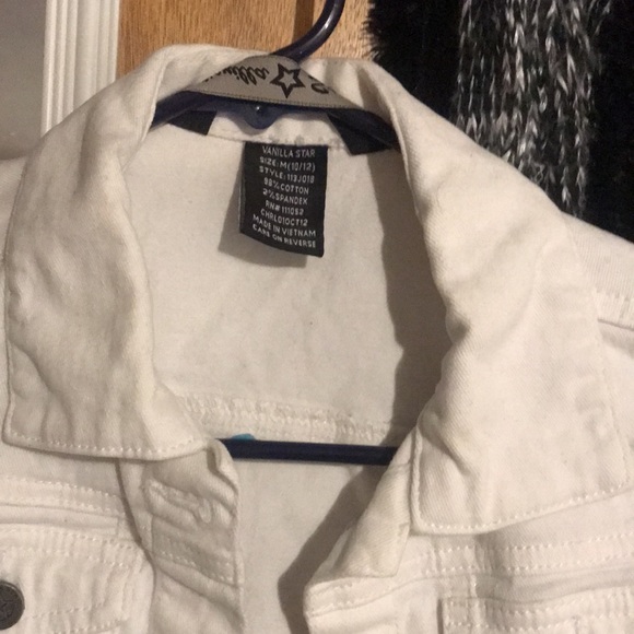 White jean jacket - Picture 2 of 4